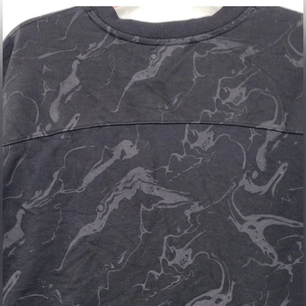 Women's French Terry Crewneck Sweatshirt All in Motion Black Marble Size M NWT - Picture 7 of 11